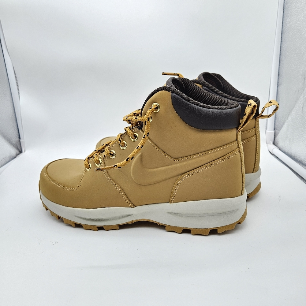 Nike New W/O Box Manoa Leather Men's Boots Size 8 Womens Size 9½